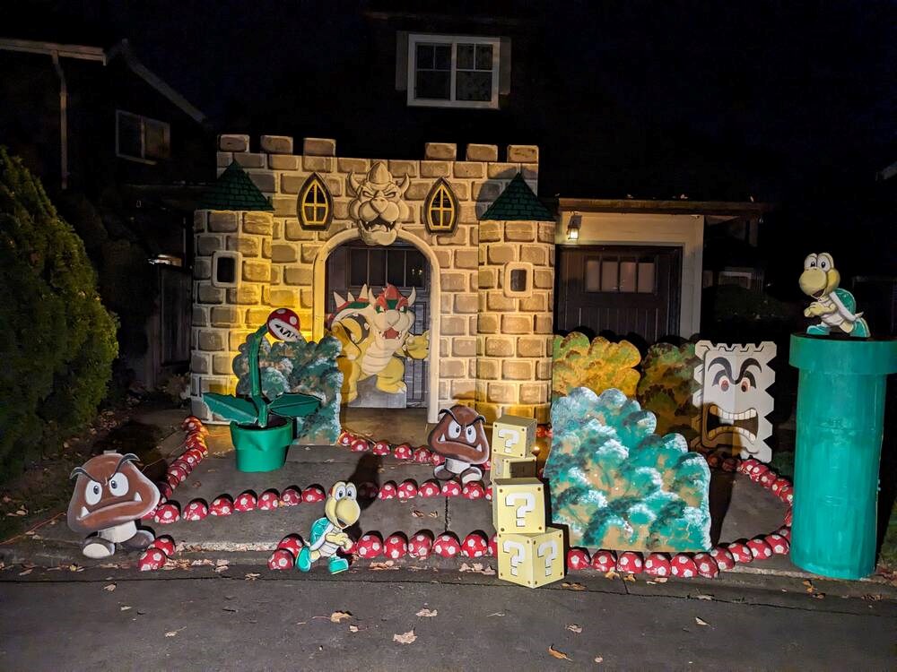 Mario-themed Richmond home decorated for Halloween